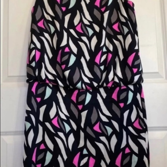 Millie of New York Italian Silk geometric minidress 4 EUC - Picture 3 of 7